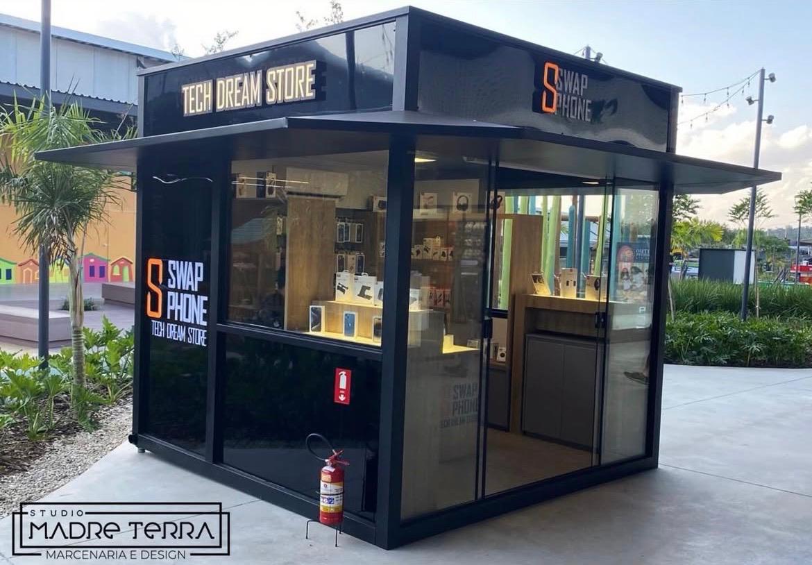 Quiosque Metálico Swap Phone